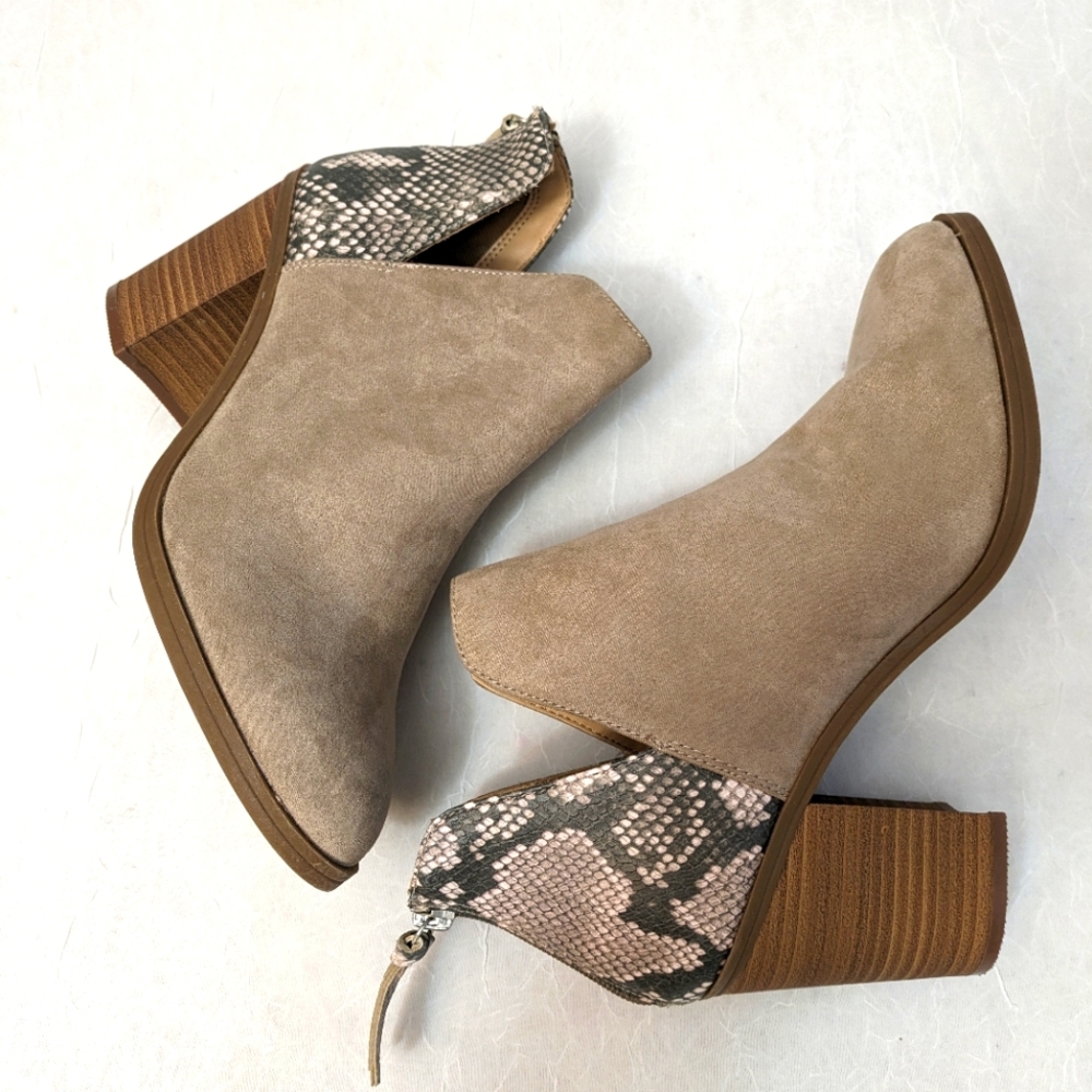 Dolcetta Heeled Booties Tan Faux Snakeskin Zippered Back